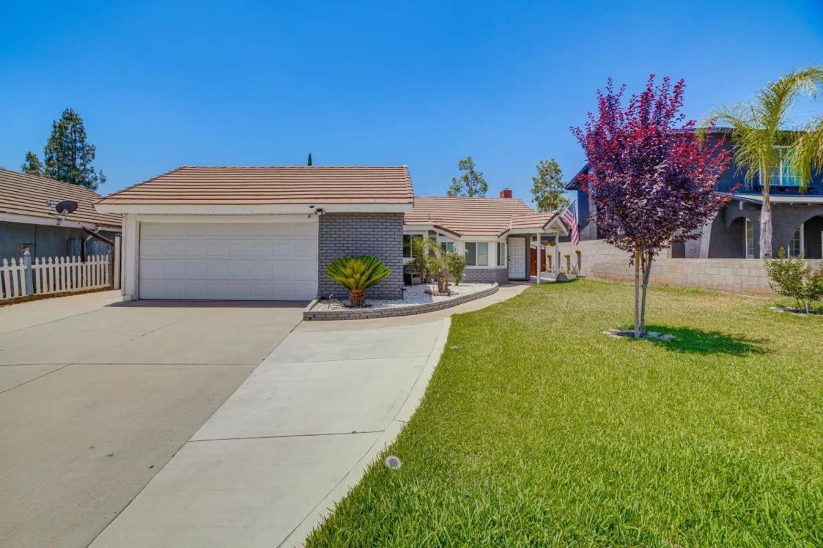 Spacious Studio With Private Entry Moreno Valley Exterior photo