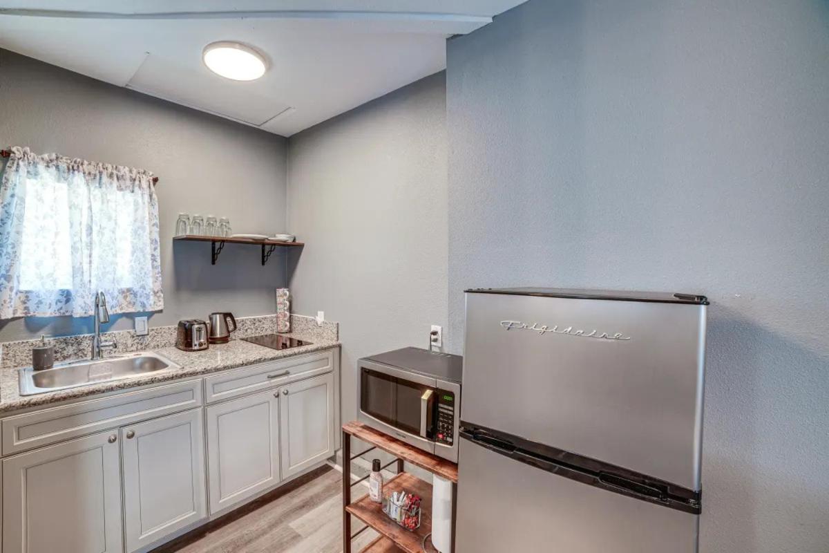 Spacious Studio With Private Entry Moreno Valley Exterior photo